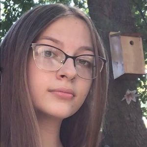 Meet your Posher, Kaylee